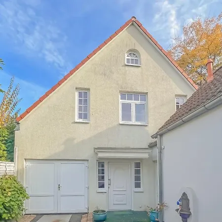 Cosy House With Workplace, Balcony And Garden 30 Min To Marienburg Ferienhaus *