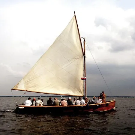 Ferienhaus Cosy House With Workplace, Balcony And Garden 30 Min To Marienburg *